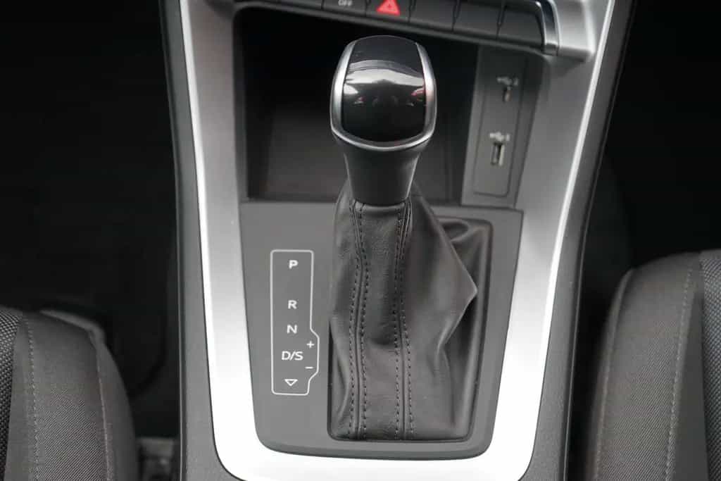 Audi Q3 35 TFSI S-tronic advanced LED Navi DAB AHK 01/2019-photo-20