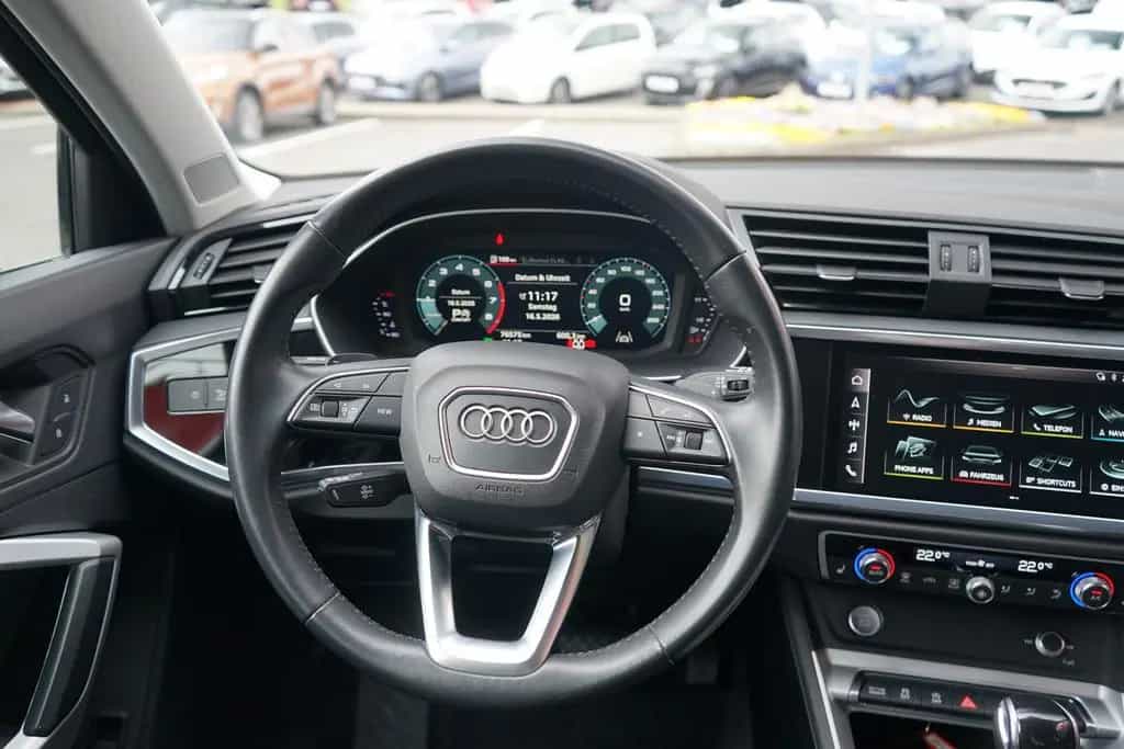 Audi Q3 35 TFSI S-tronic advanced LED Navi DAB AHK 01/2019-photo-23