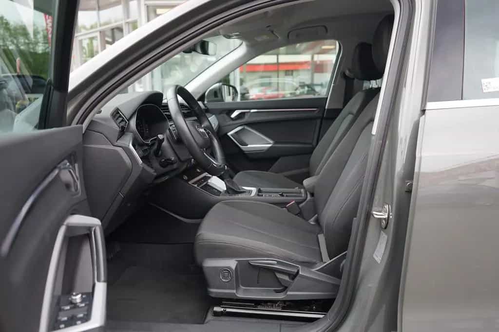 Audi Q3 35 TFSI S-tronic advanced LED Navi DAB AHK 01/2019-photo-35