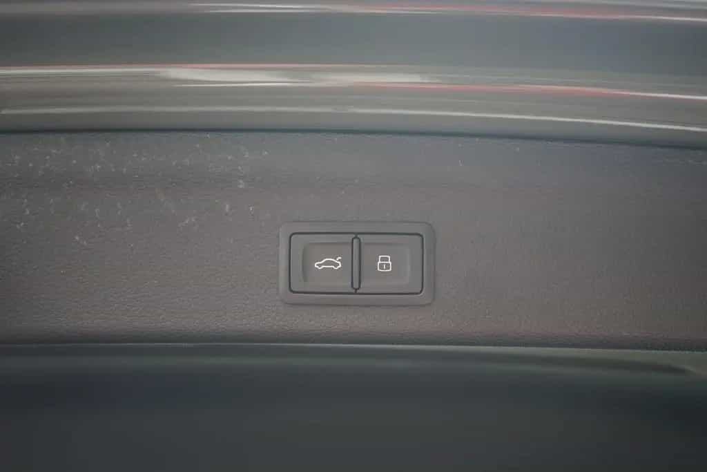 Audi Q3 35 TFSI S-tronic advanced LED Navi DAB AHK 01/2019-photo-42