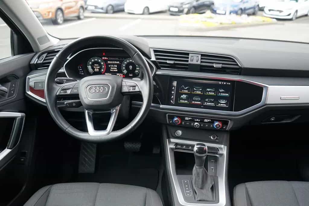 Audi Q3 35 TFSI S-tronic advanced LED Navi DAB AHK 01/2019-photo-9