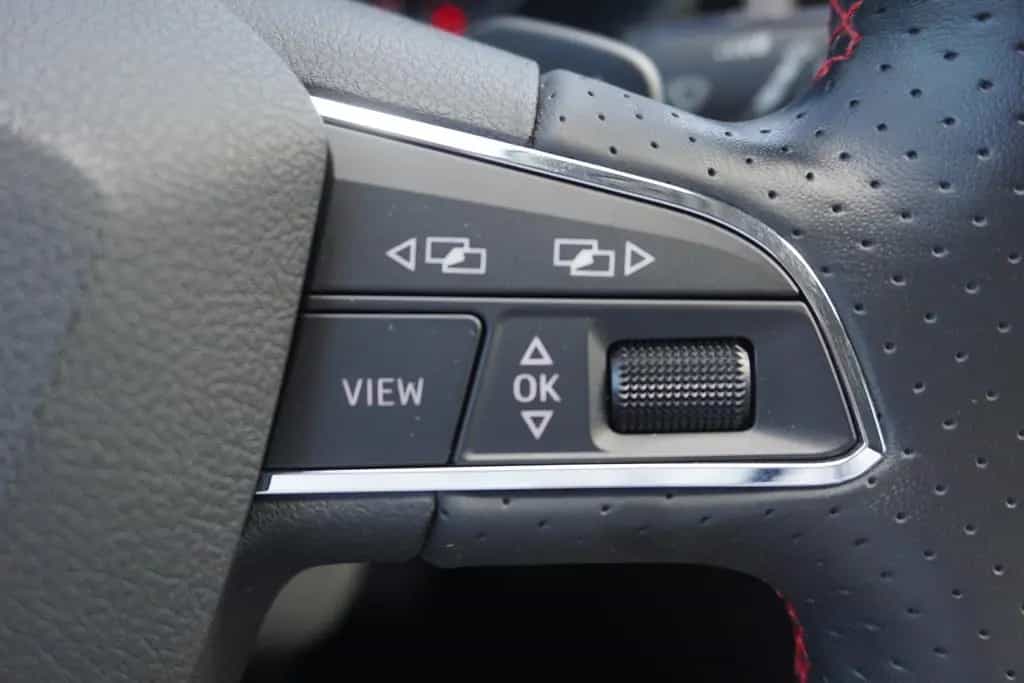 Seat Leon 1.4 TSI DSG FR LED Navi ACC Kamera FullLink 01/2018-photo-15