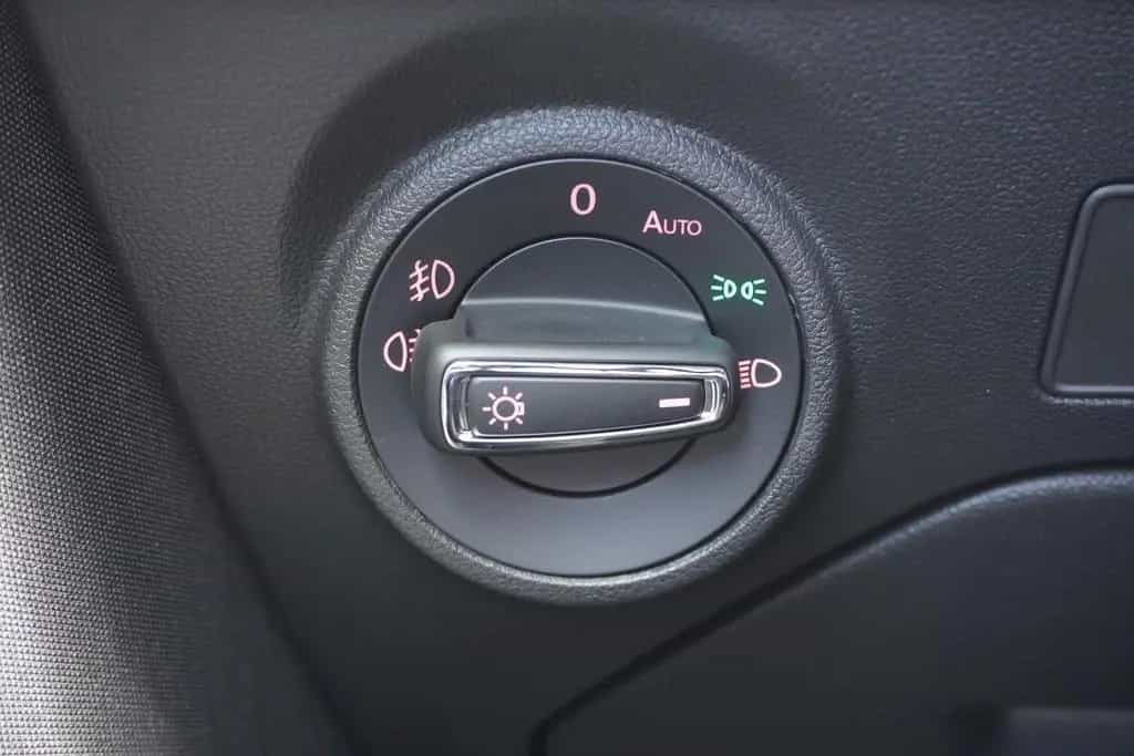 Seat Leon 1.4 TSI DSG FR LED Navi ACC Kamera FullLink 01/2018-photo-22