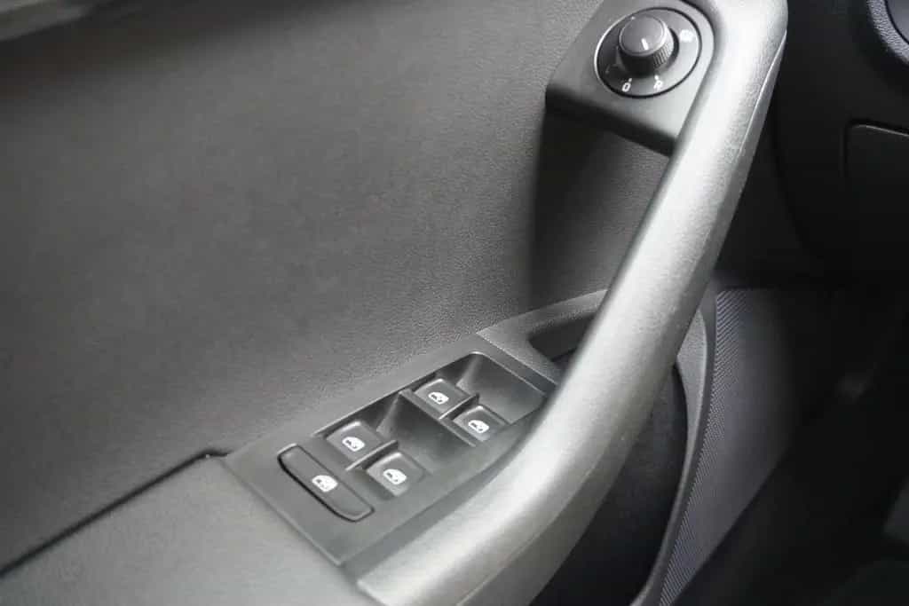 Skoda Octavia Combi 1.5 TSI Style DSG LED AHK Navi PDC 03/2018-photo-17