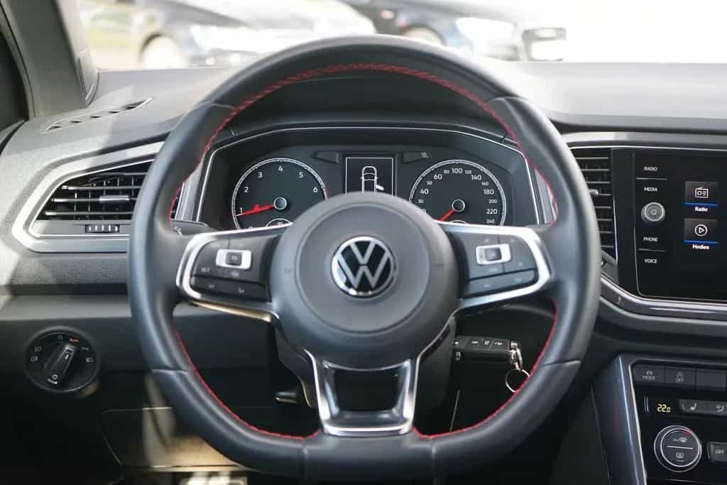 Volkswagen T-Roc 1.5 TSI R-Line LED ACC Kamera Sitzheizung 12/2021-photo-15