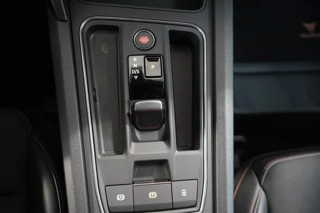 Cupra Formentor 1.5 TSI LED Android Apple Kamera ACC 10/2022-photo-18