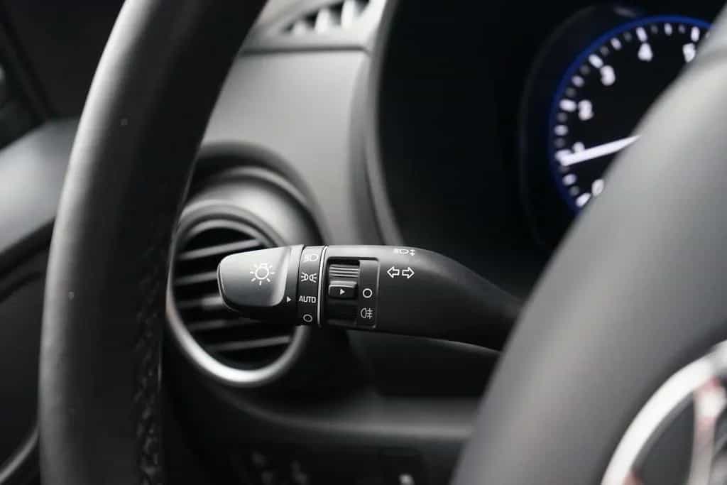 Hyundai KONA 1.0 T-GDI Kamera Navi DAB Klima 09/2020-photo-25