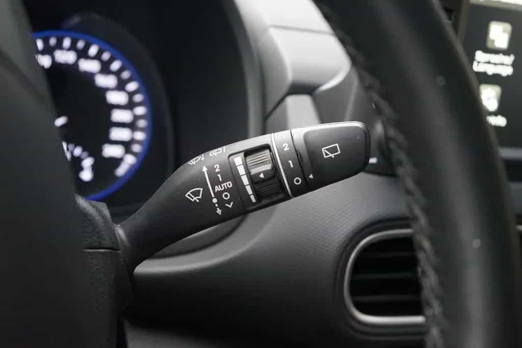 Hyundai KONA 1.0 T-GDI Kamera Navi DAB Klima 09/2020-photo-26
