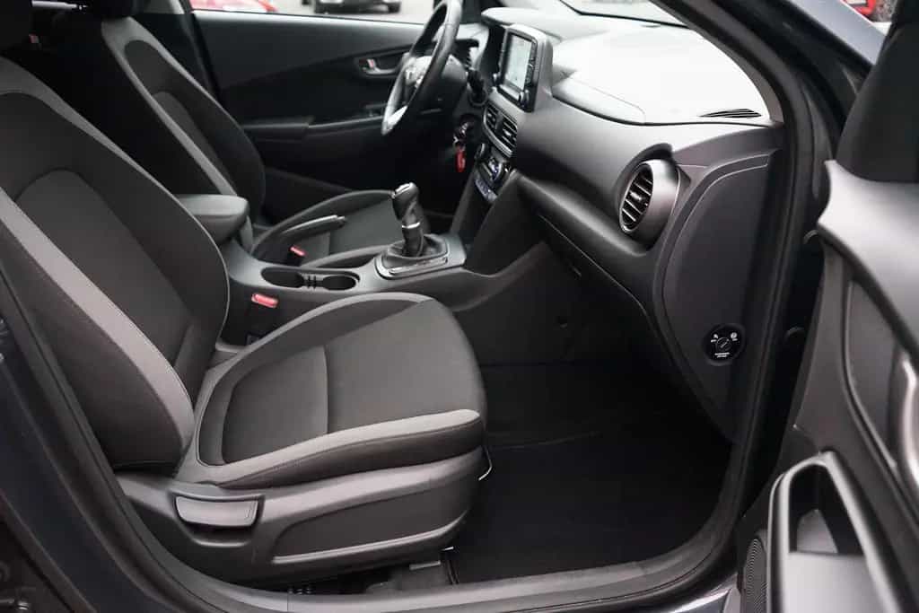 Hyundai KONA 1.0 T-GDI Kamera Navi DAB Klima 09/2020-photo-32