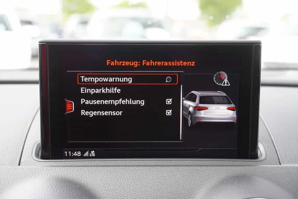 Audi A3 Sportback 1.5 TFSI S-Line LED Navi Tempomat 11/2018-photo-14