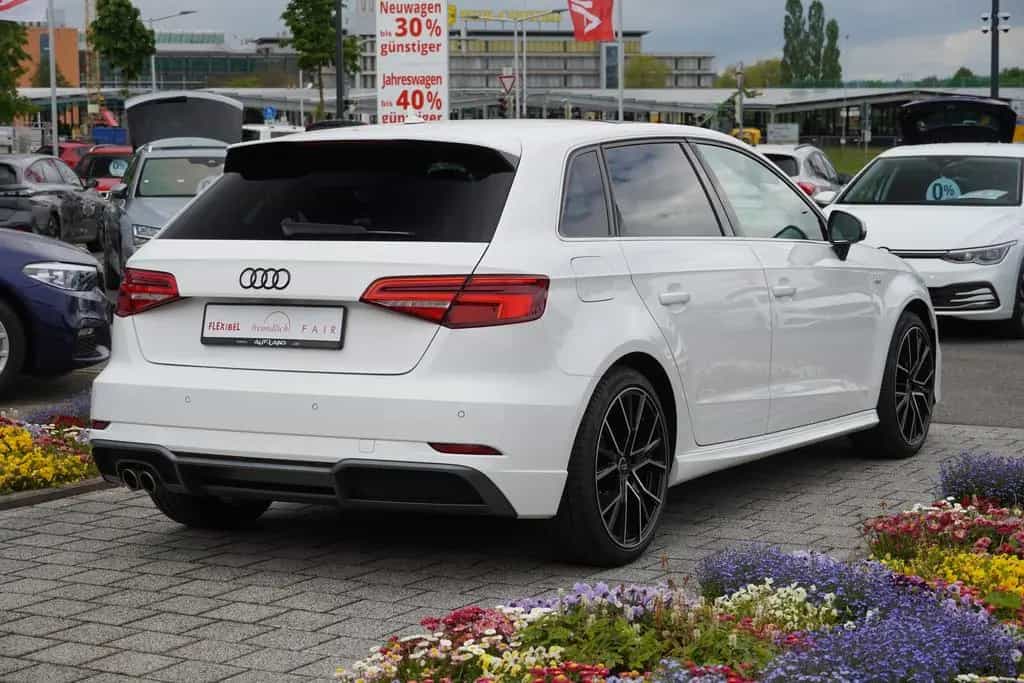 Audi A3 Sportback 1.5 TFSI S-Line LED Navi Tempomat 11/2018-photo-8