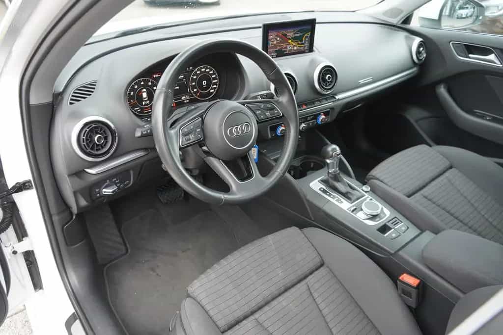 Audi A3 Sportback 1.5 TFSI S-Line LED Navi Tempomat 11/2018-photo-9