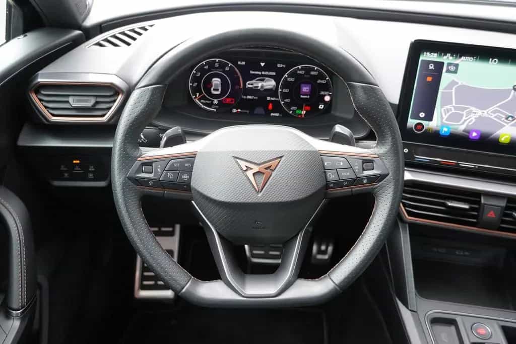 Cupra Leon 2.0 TSI 221 kW VZ Kamera LED Navi PDC ACC 06/2024-photo-25