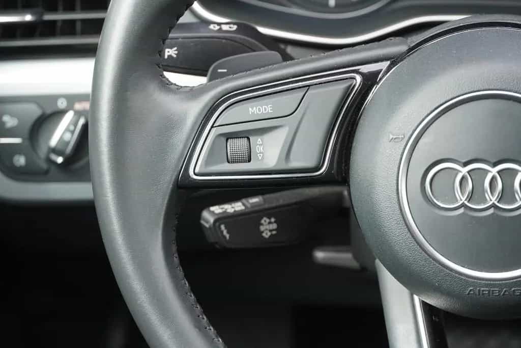Audi A4 Avant 1.4 TFSI sport Tempomat Navi Keyless-Go 05/2018-photo-21