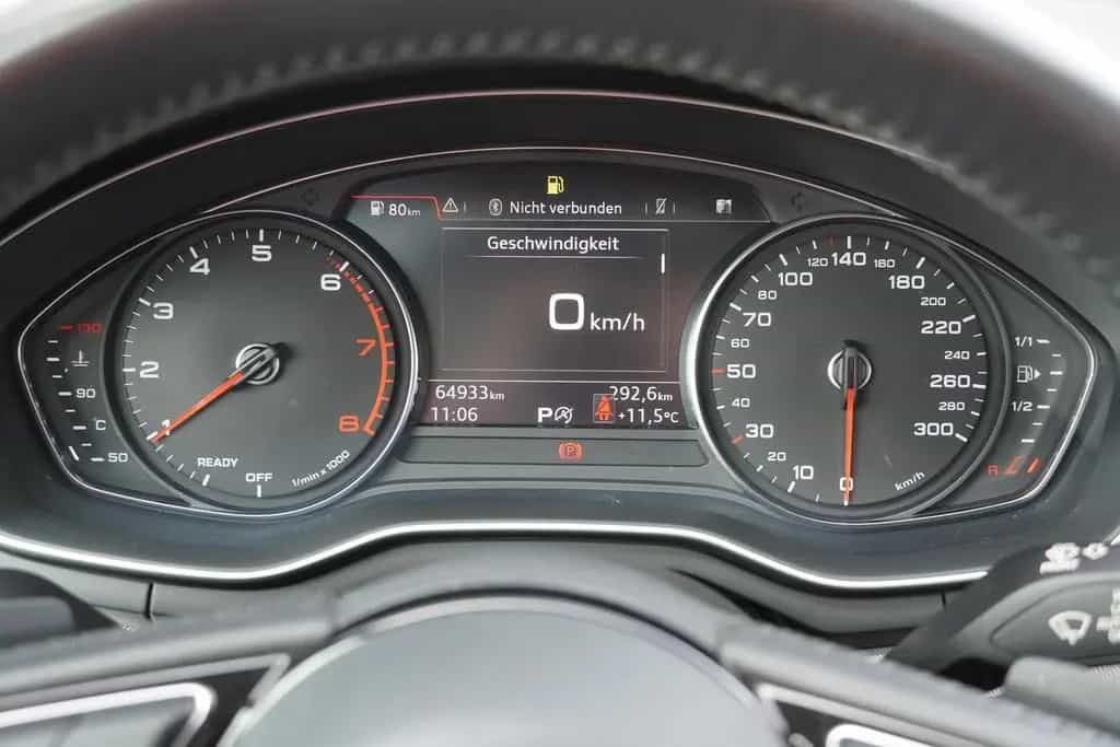 Audi A4 Avant 1.4 TFSI sport Tempomat Navi Keyless-Go 05/2018-photo-25