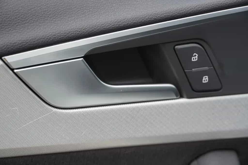 Audi A4 Avant 1.4 TFSI sport Tempomat Navi Keyless-Go 05/2018-photo-27