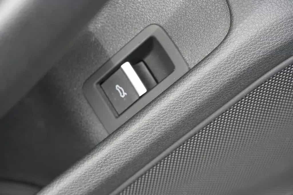 Audi A4 Avant 1.4 TFSI sport Tempomat Navi Keyless-Go 05/2018-photo-29