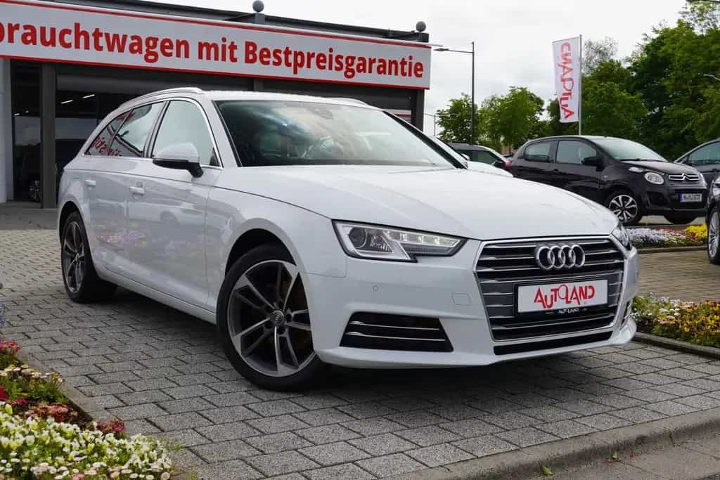 Audi A4 Avant 1.4 TFSI sport Tempomat Navi Keyless-Go 05/2018-photo-3