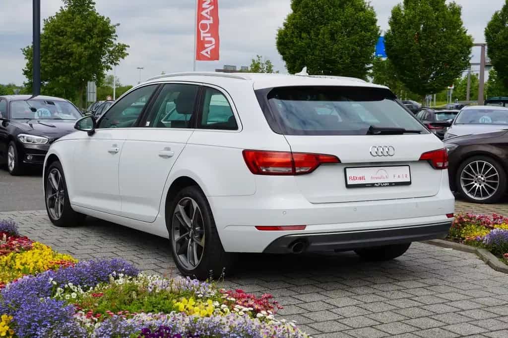 Audi A4 Avant 1.4 TFSI sport Tempomat Navi Keyless-Go 05/2018-photo-6