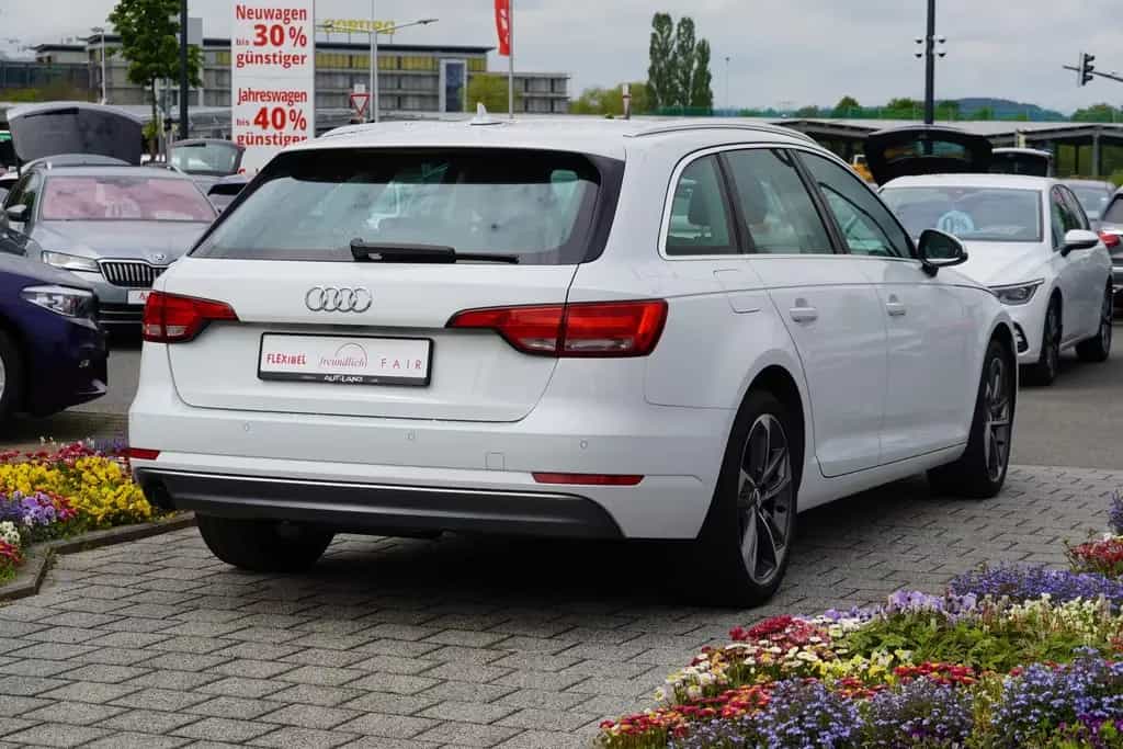 Audi A4 Avant 1.4 TFSI sport Tempomat Navi Keyless-Go 05/2018-photo-8