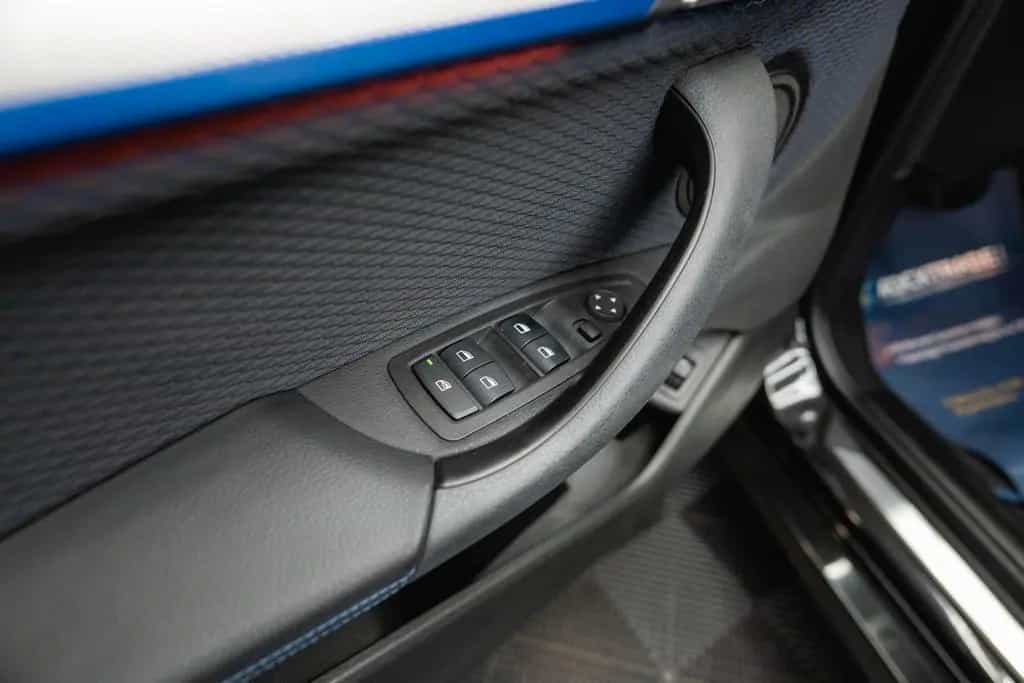 BMW X2 sDrive 18i M Sport Automatik *Alcantara*LED* 06/2019-photo-35