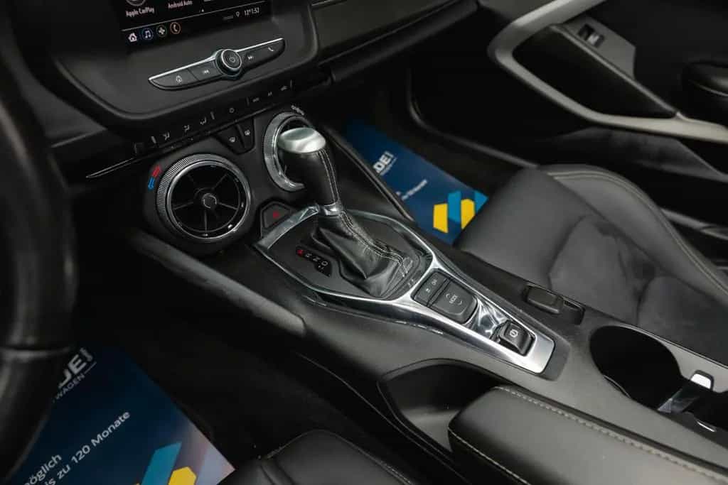 Chevrolet Camaro 2.0 Turbo Cabrio ZL1 Package *CarPlay*LED 04/2020-photo-27