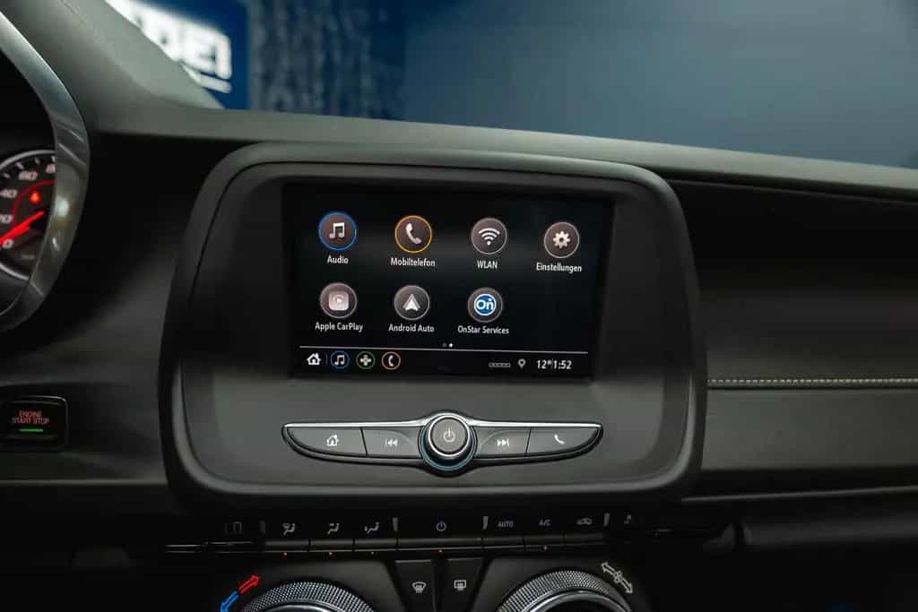 Chevrolet Camaro 2.0 Turbo Cabrio ZL1 Package *CarPlay*LED 04/2020-photo-29