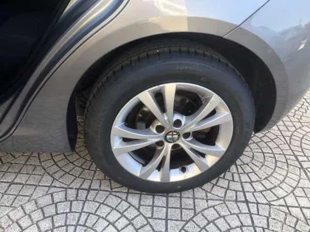 Alfa Romeo Giulietta ALFA ROMEO Giulietta 1.6 JTDm-2 105 CV Distincti 07/2015-photo-11