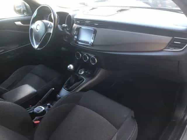 Alfa Romeo Giulietta ALFA ROMEO Giulietta 1.6 JTDm-2 105 CV Distincti 07/2015-photo-12