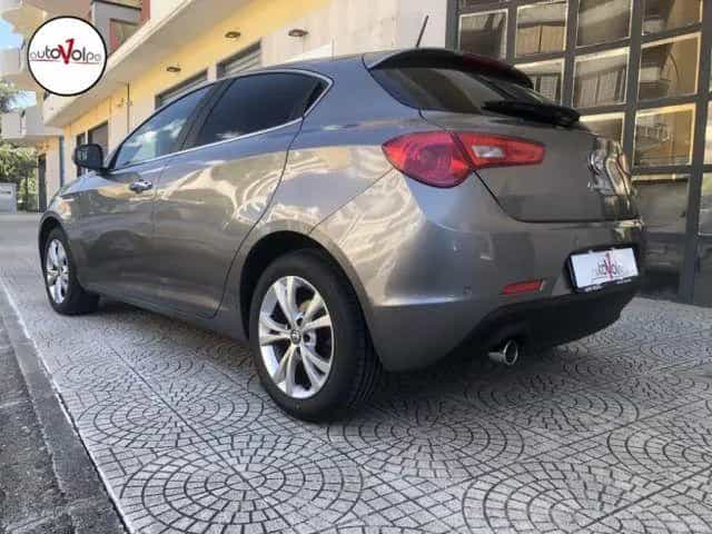 Alfa Romeo Giulietta ALFA ROMEO Giulietta 1.6 JTDm-2 105 CV Distincti 07/2015-photo-3