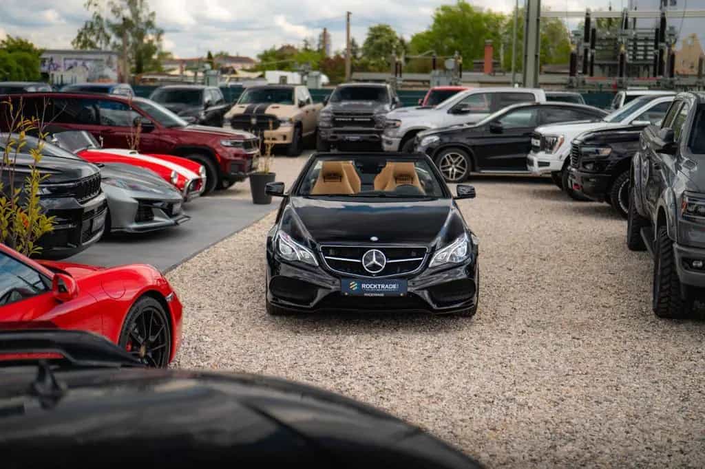 Mercedes-Benz E 500 V8 CGI AMG Night-Paket*FullOption*ACC*360* 04/2015-photo-2