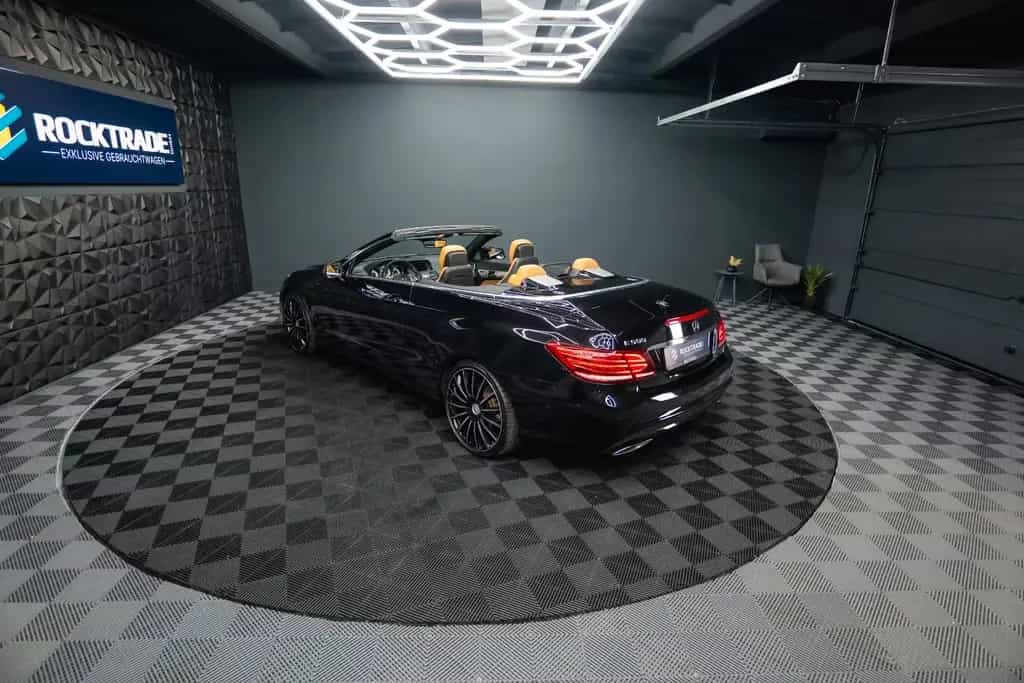 Mercedes-Benz E 500 V8 CGI AMG Night-Paket*FullOption*ACC*360* 04/2015-photo-23
