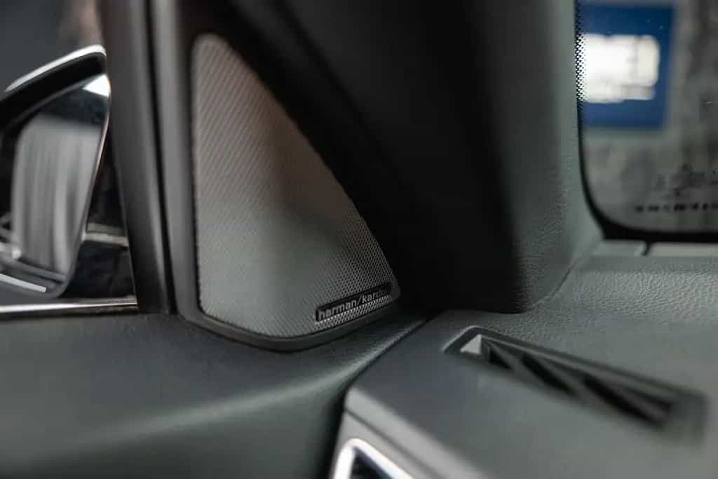Mercedes-Benz E 500 V8 CGI AMG Night-Paket*FullOption*ACC*360* 04/2015-photo-38