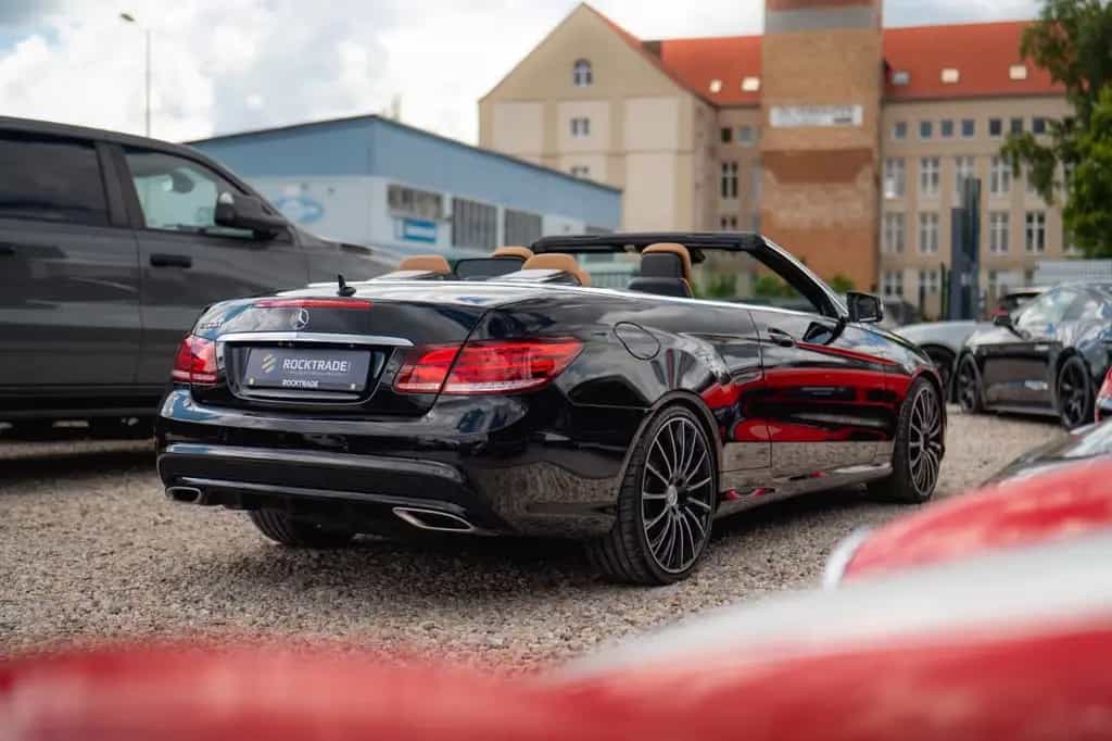 Mercedes-Benz E 500 V8 CGI AMG Night-Paket*FullOption*ACC*360* 04/2015-photo-5