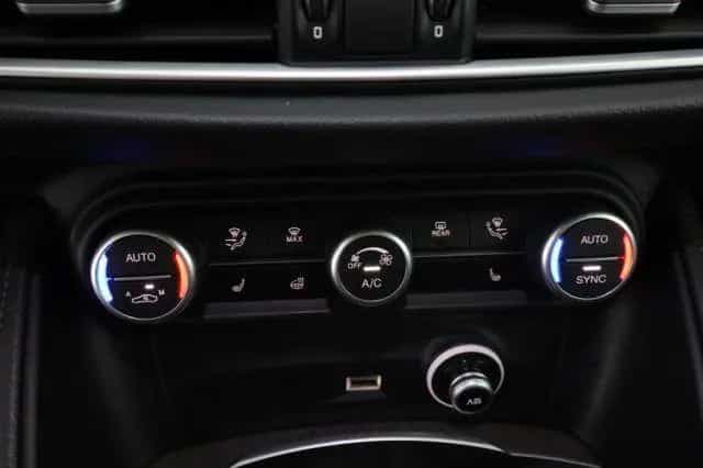 Alfa Romeo Stelvio ALFA ROMEO Stelvio Stelvio 2.2 Turbodiesel 210 C 07/2023-photo-12