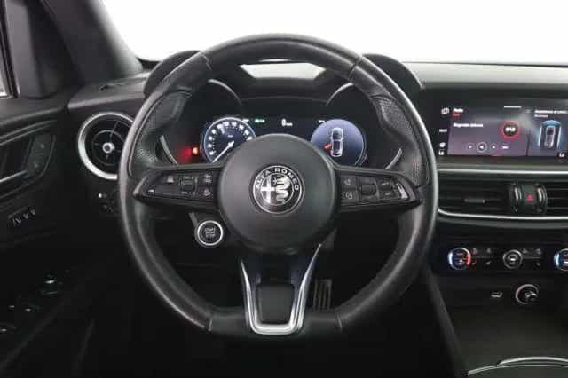Alfa Romeo Stelvio ALFA ROMEO Stelvio Stelvio 2.2 Turbodiesel 210 C 08/2023-photo-4