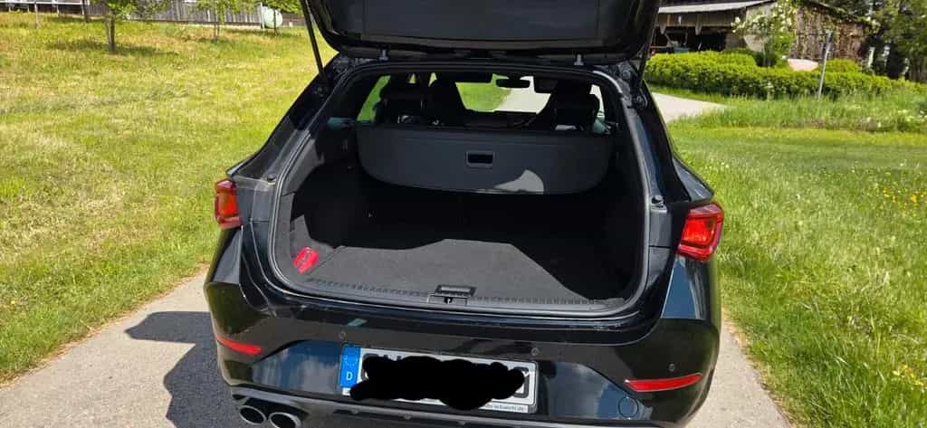 Cupra Leon 2.0 TSI 221kW*DSG*DCC*Kamera*Neu Br.*19Zoll 10/2023-photo-4
