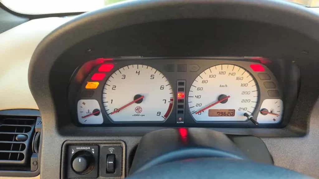 MG TF 135 Cabrio Fahrspaß, gepflegt, Sommerauto 06/2003-photo-10
