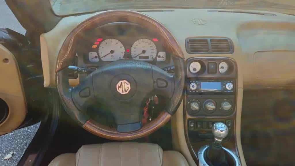 MG TF 135 Cabrio Fahrspaß, gepflegt, Sommerauto 06/2003-photo-9
