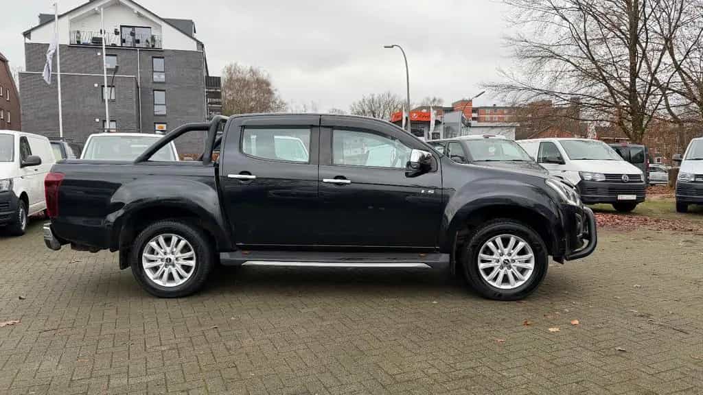 Isuzu D-Max DOUBLE CAB 4WD LS AUTOM/LEDER/KAMERA/AHK 08/2020-photo-3