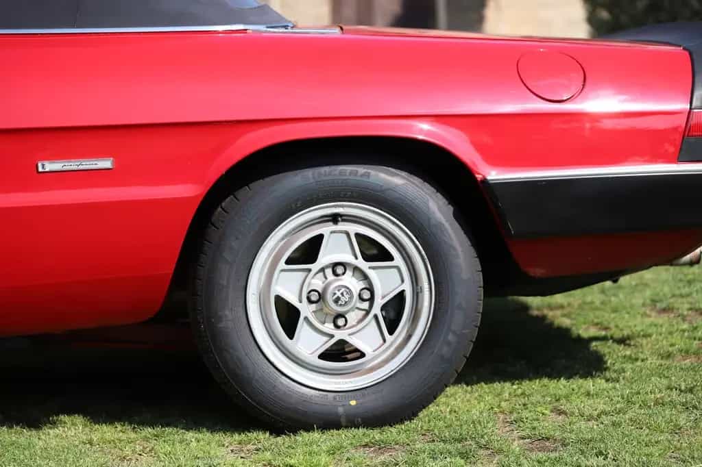 Alfa Romeo Spider 05/1987-photo-8