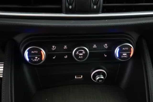 Alfa Romeo Stelvio ALFA ROMEO Stelvio Stelvio 2.2 Turbodiesel 210 C 08/2023-photo-12