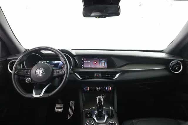 Alfa Romeo Stelvio ALFA ROMEO Stelvio Stelvio 2.2 Turbodiesel 210 C 08/2023-photo-3