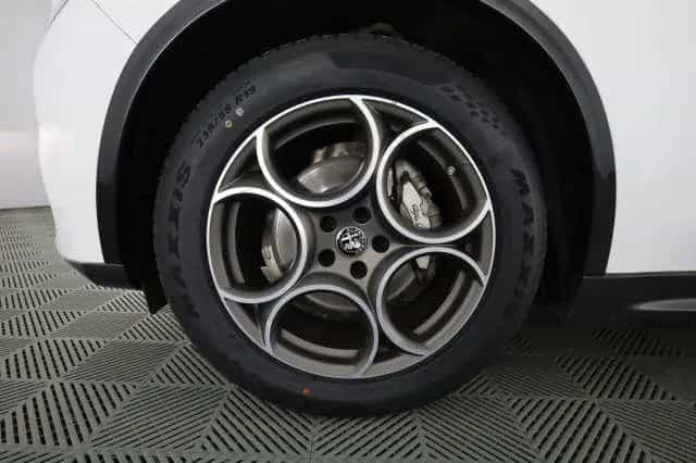 Alfa Romeo Stelvio ALFA ROMEO Stelvio Stelvio 2.2 Turbodiesel 210 C 08/2023-photo-7