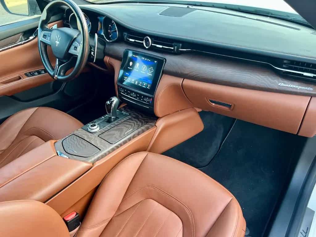 Maserati Quattroporte 3.0 V6 GranSport S Q4 Automatik*TOP 12/2017-photo-26