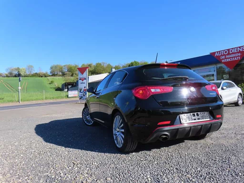 Alfa Romeo Giulietta 1.4 TB 16V MultiAir 125 kW TCT Super 07/2016-photo-6