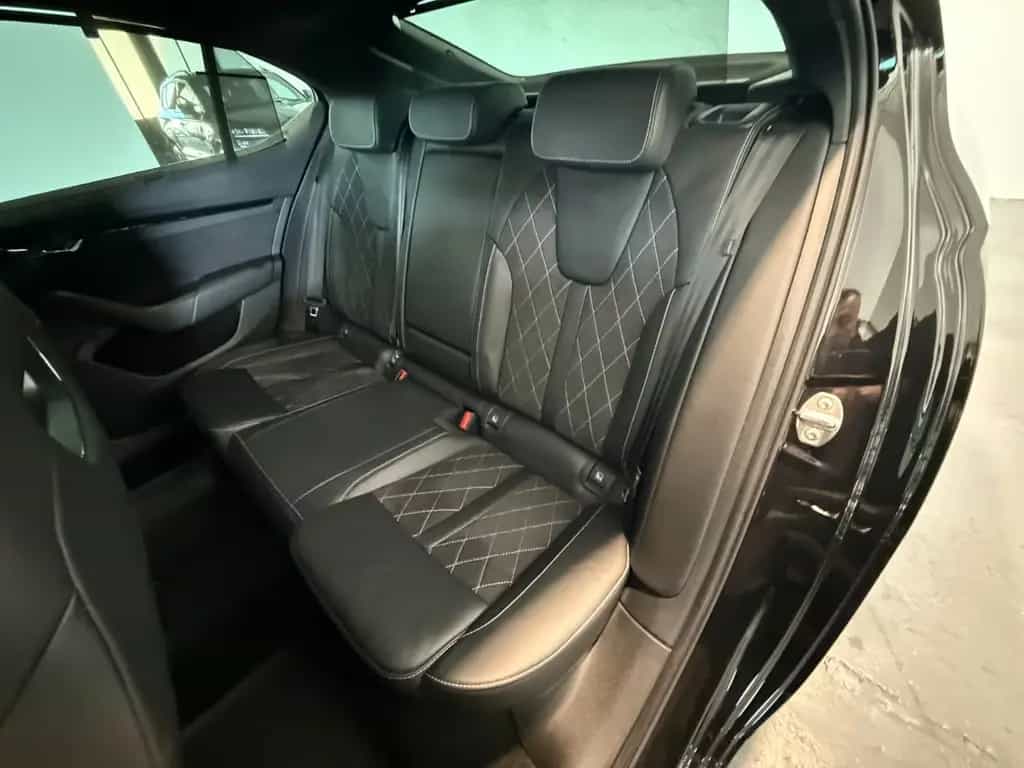 Skoda Octavia Lim. RS/KAMERA/ACC/TOT/AHK/ 03/2023-photo-19
