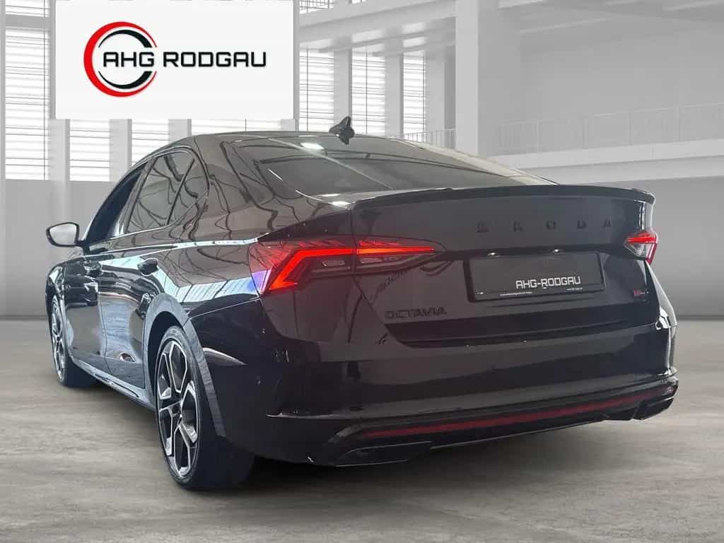 Skoda Octavia Lim. RS/KAMERA/ACC/TOT/AHK/ 03/2023-photo-2