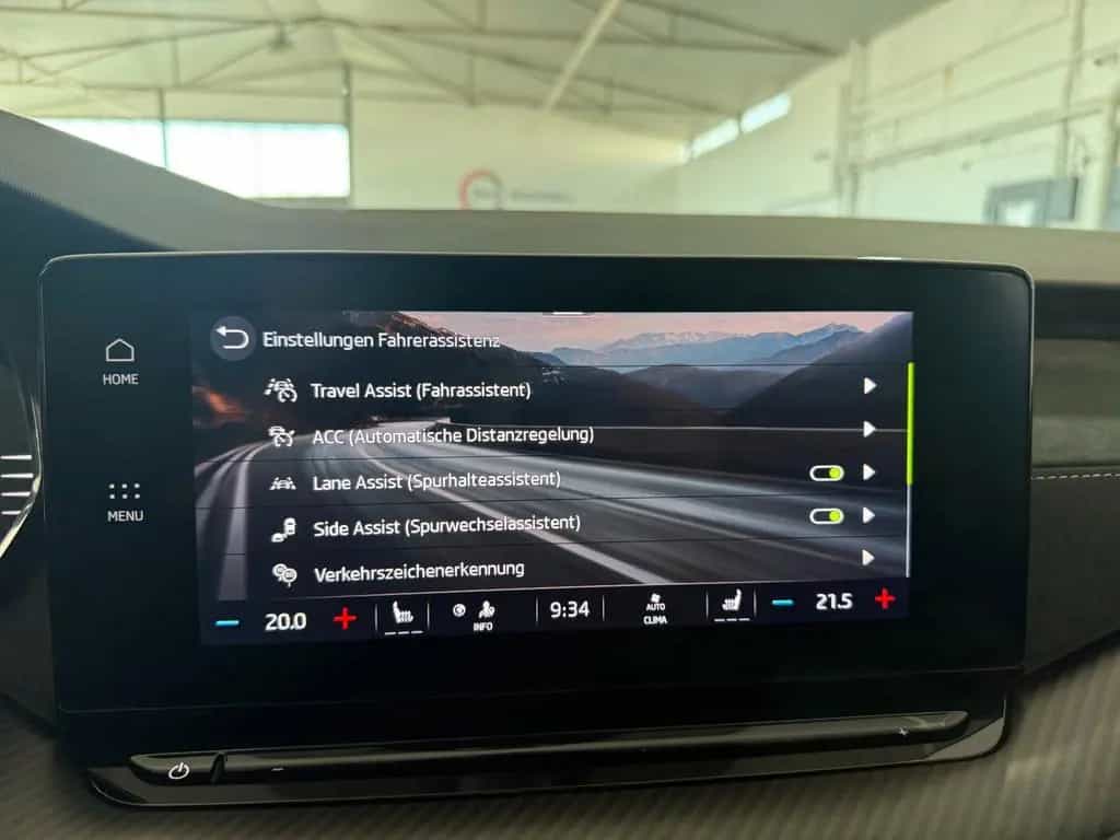 Skoda Octavia Lim. RS/KAMERA/ACC/TOT/AHK/ 03/2023-photo-38