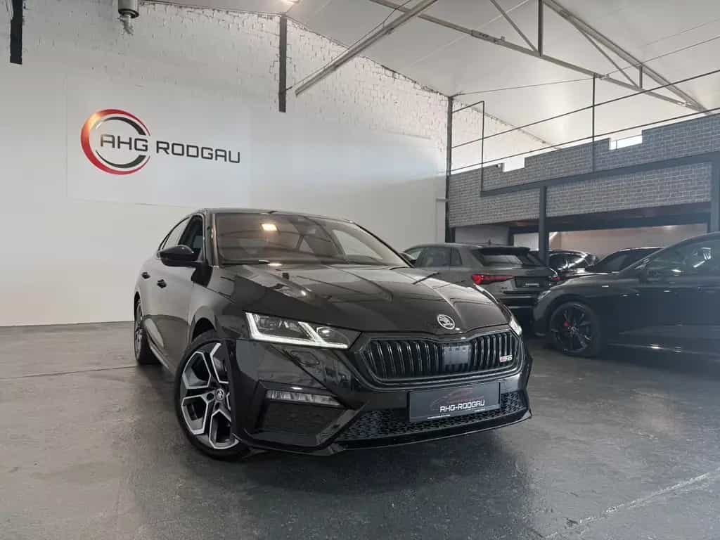 Skoda Octavia Lim. RS/KAMERA/ACC/TOT/AHK/ 03/2023-photo-4